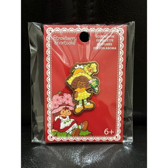 Loungefly Strawberry Shortcake Orange Scented Pin - Picture 1 of 2